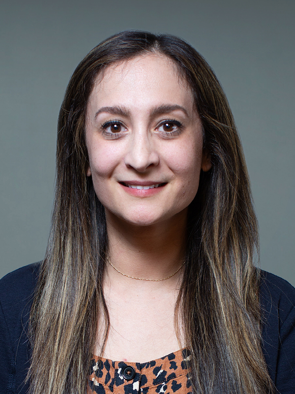 Faculty profile photo of Roya  Amirniroumand