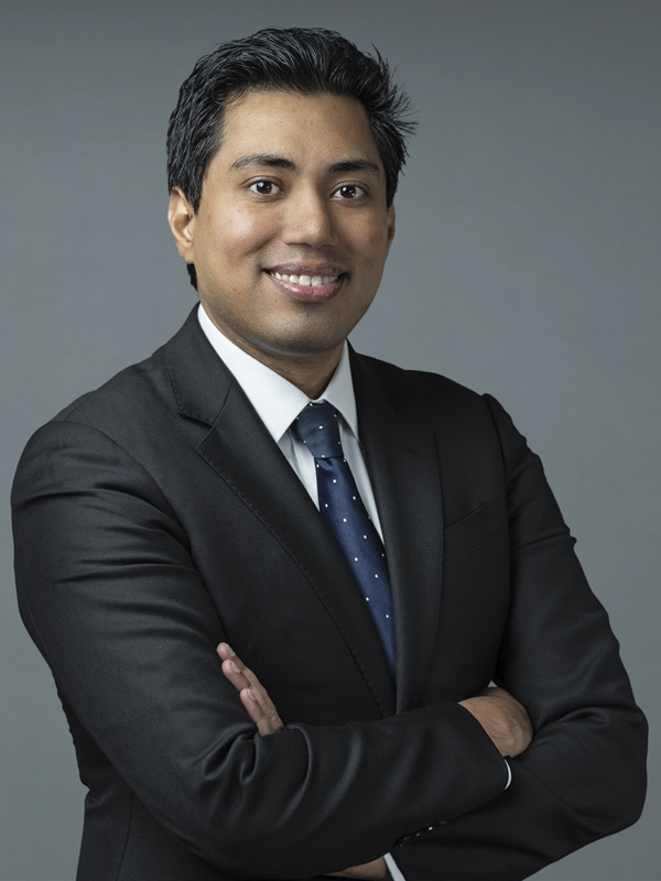 Faculty profile photo of Tareq  Azad