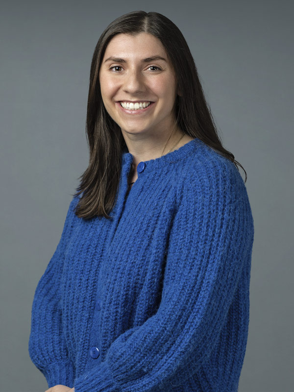 Faculty profile photo of Julia  Bensimon