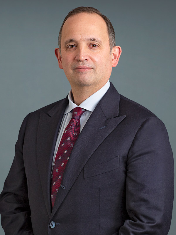 Faculty profile photo of Costas  Bizekis