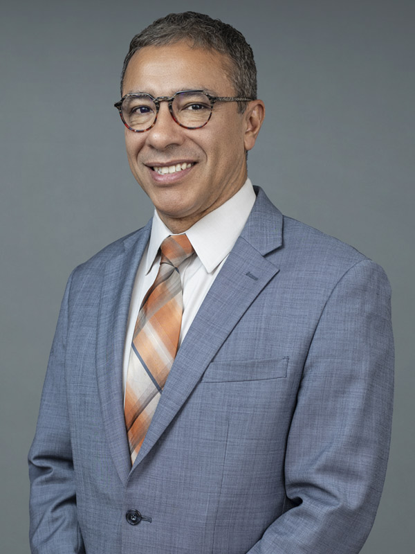 Faculty profile photo of Bernardo Daniel  Campos