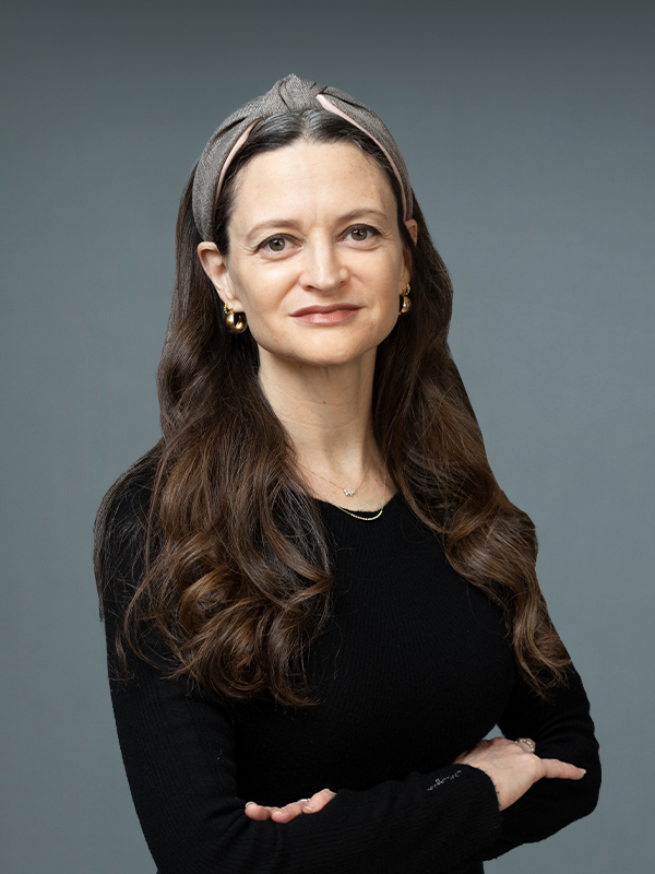 Faculty profile photo of Ellie R. Carmody