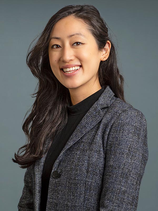 Faculty profile photo of Dinah  Chen