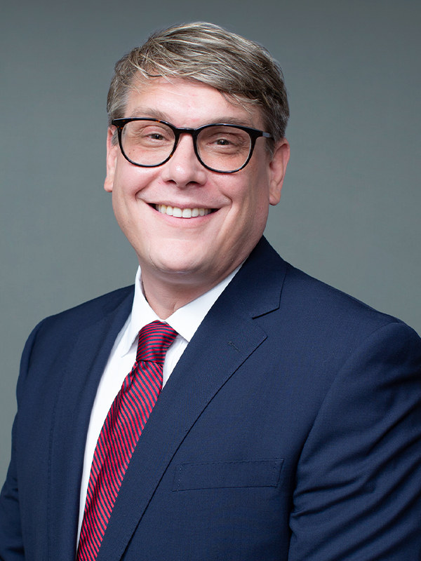 Faculty profile photo of Garrett  Desman