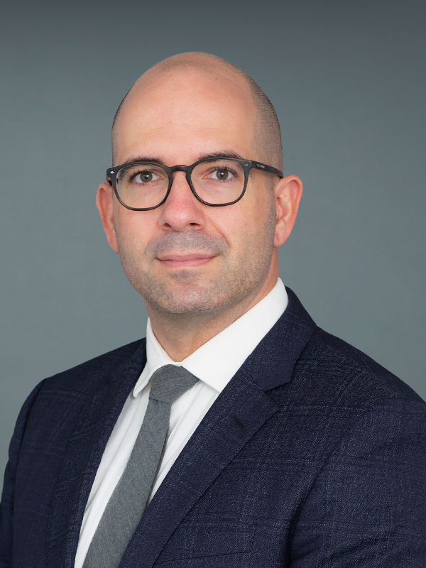Faculty profile photo of Derek  Freitas