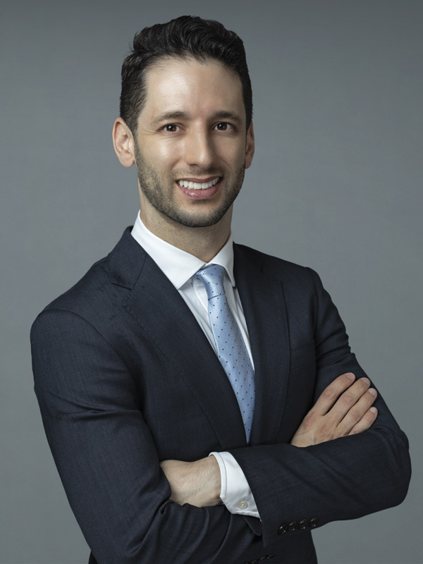 Faculty profile photo of Janos  Barrera
