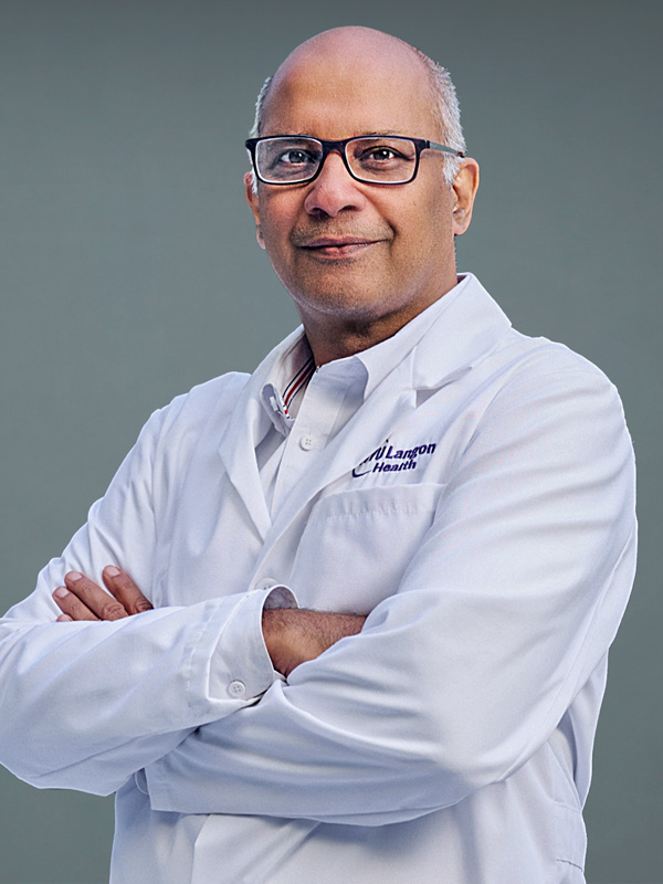 Faculty profile photo of Shridar  Ganesan