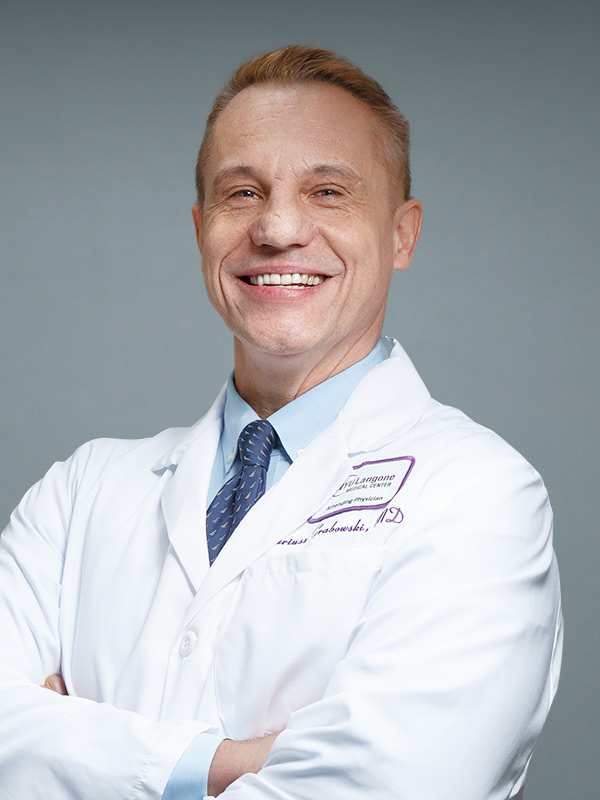 Faculty profile photo of Dariusz  Grabowski