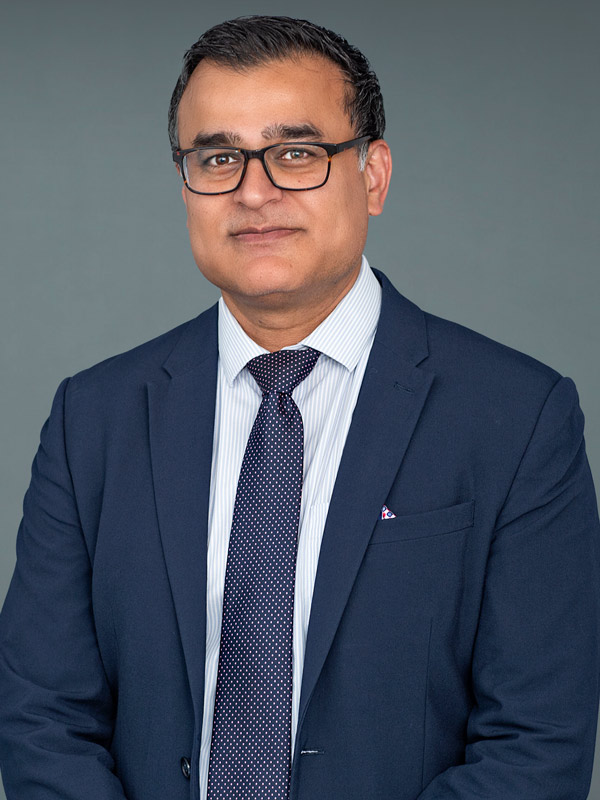 Faculty profile photo of Rajneesh  Gulati