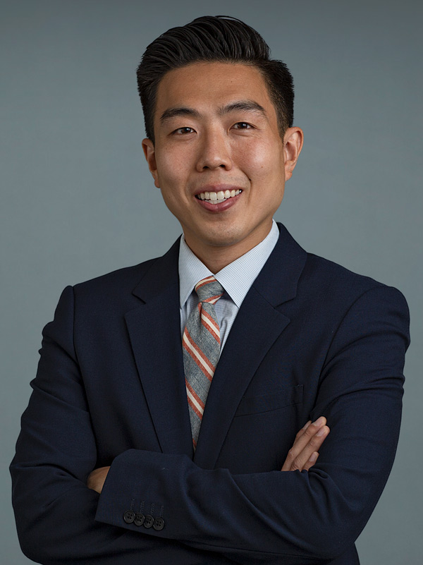 Faculty profile photo of Simon J. Hong