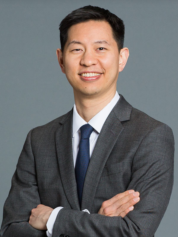 Faculty profile photo of Daniel  Jethanamest