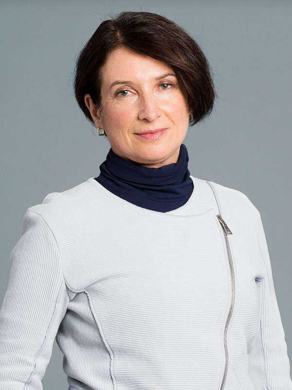 Faculty profile photo of Yelena  Karasina