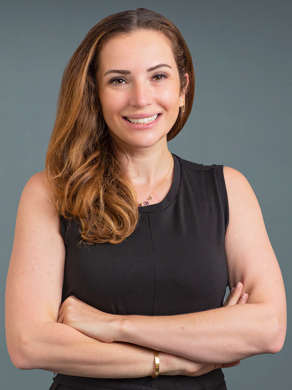 Faculty profile photo of Anna  Karp