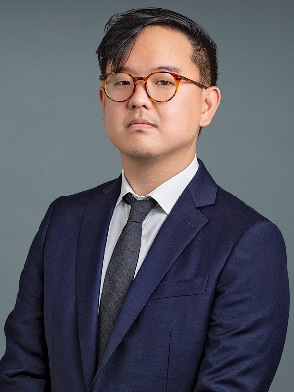 Faculty profile photo of Andrew J. Lee
