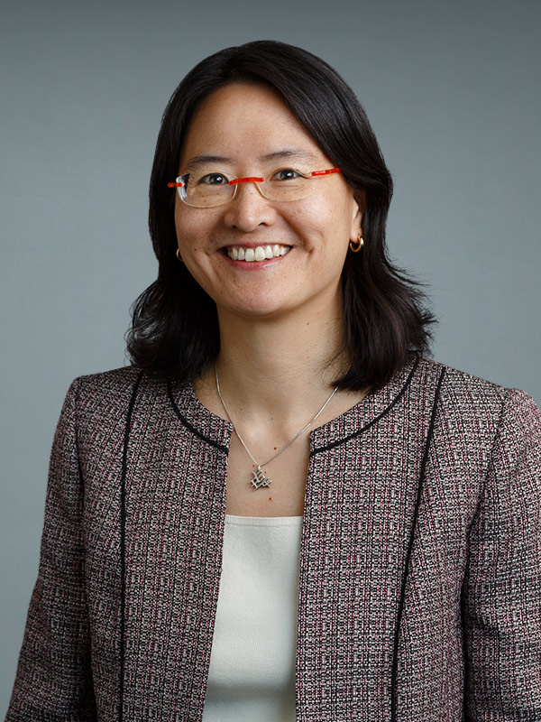 Faculty profile photo of Yvonne W. Lui