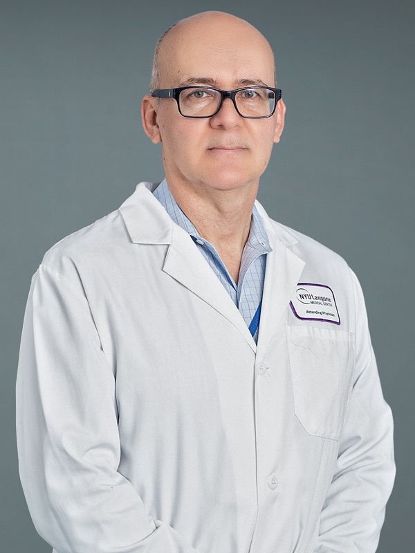 Faculty profile photo of Andre L. Moreira