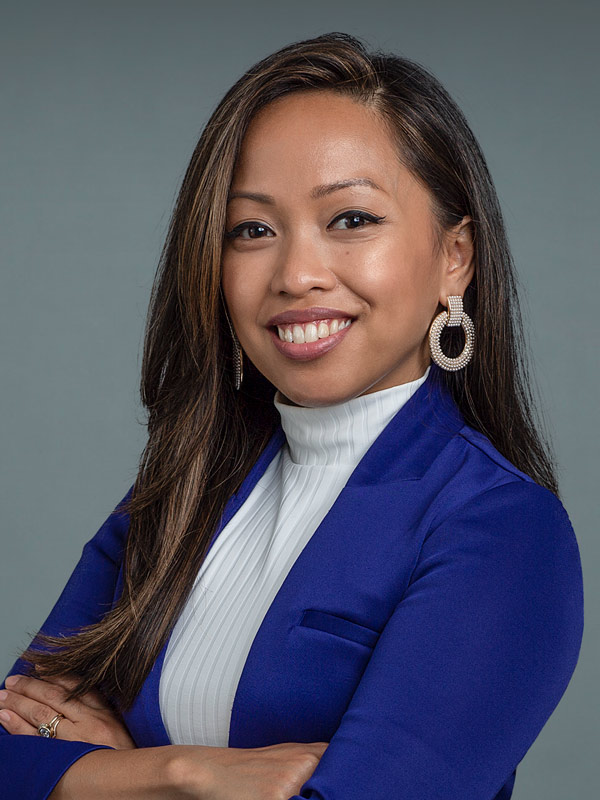 Faculty profile photo of Milna R. Rufin