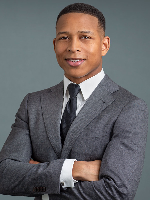 Faculty profile photo of Kashif  Smith