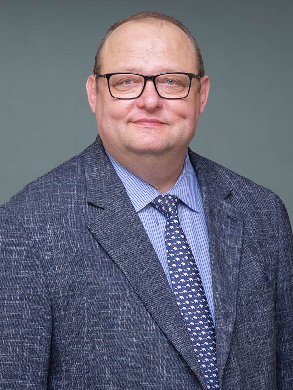 Faculty profile photo of Vladimir  Tress