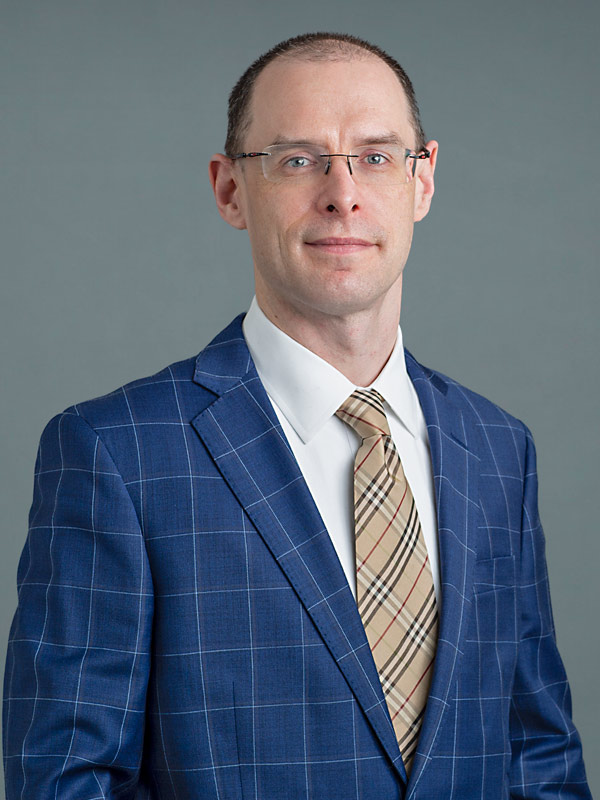Faculty profile photo of Raymond  Walls