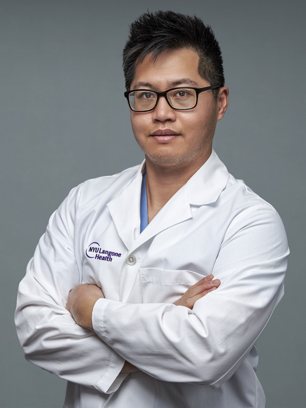 Faculty profile photo of Yechong  Yu
